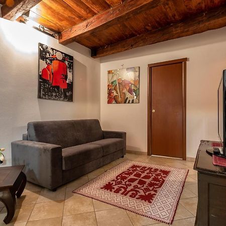 Nonno Efisio Apartment Old Town Альгеро Экстерьер фото