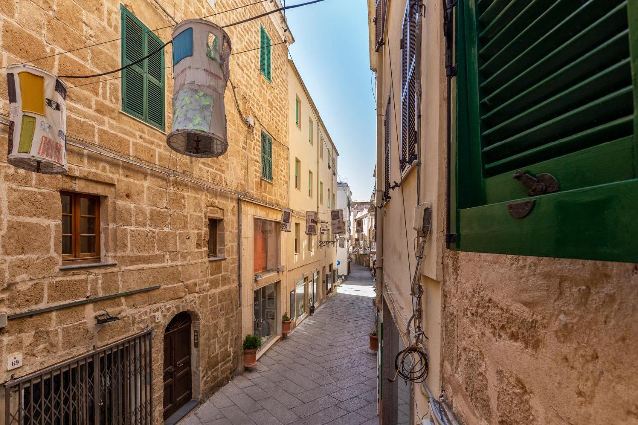 Nonno Efisio Apartment Old Town Альгеро Экстерьер фото