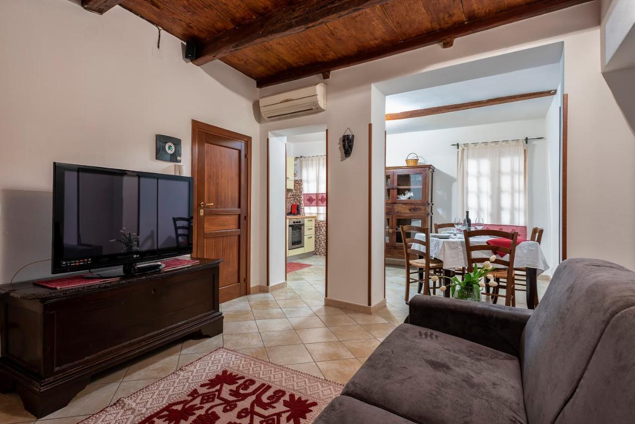 Nonno Efisio Apartment Old Town Альгеро Экстерьер фото
